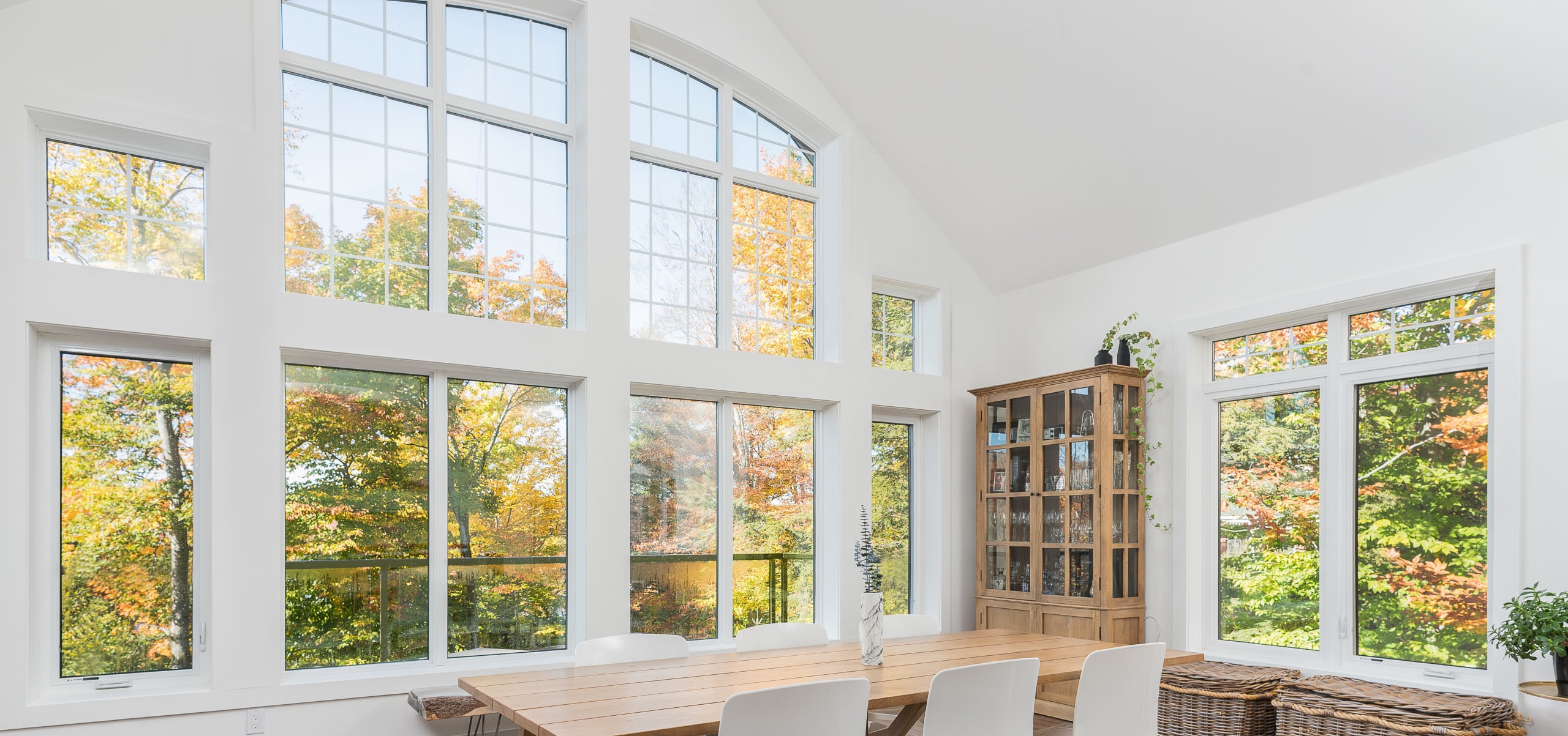 Beautiful interior with Premium Windows floor-to-ceiling installation